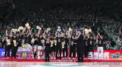 _辽宁球迷看决赛_辽宁队球迷