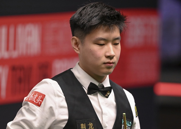 _首爆大冷头号种子一轮游,吴宜泽夺生涯大师赛首胜晋级8强附赛程_首爆大冷头号种子一轮游,吴宜泽夺生涯大师赛首胜晋级8强附赛程