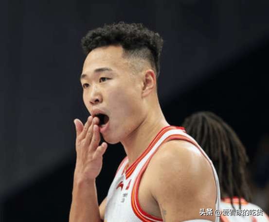 被绝杀！山东92:95深圳，王浩然命中神奇球！克里斯30分难救主！_被绝杀！山东92:95深圳，王浩然命中神奇球！克里斯30分难救主！_