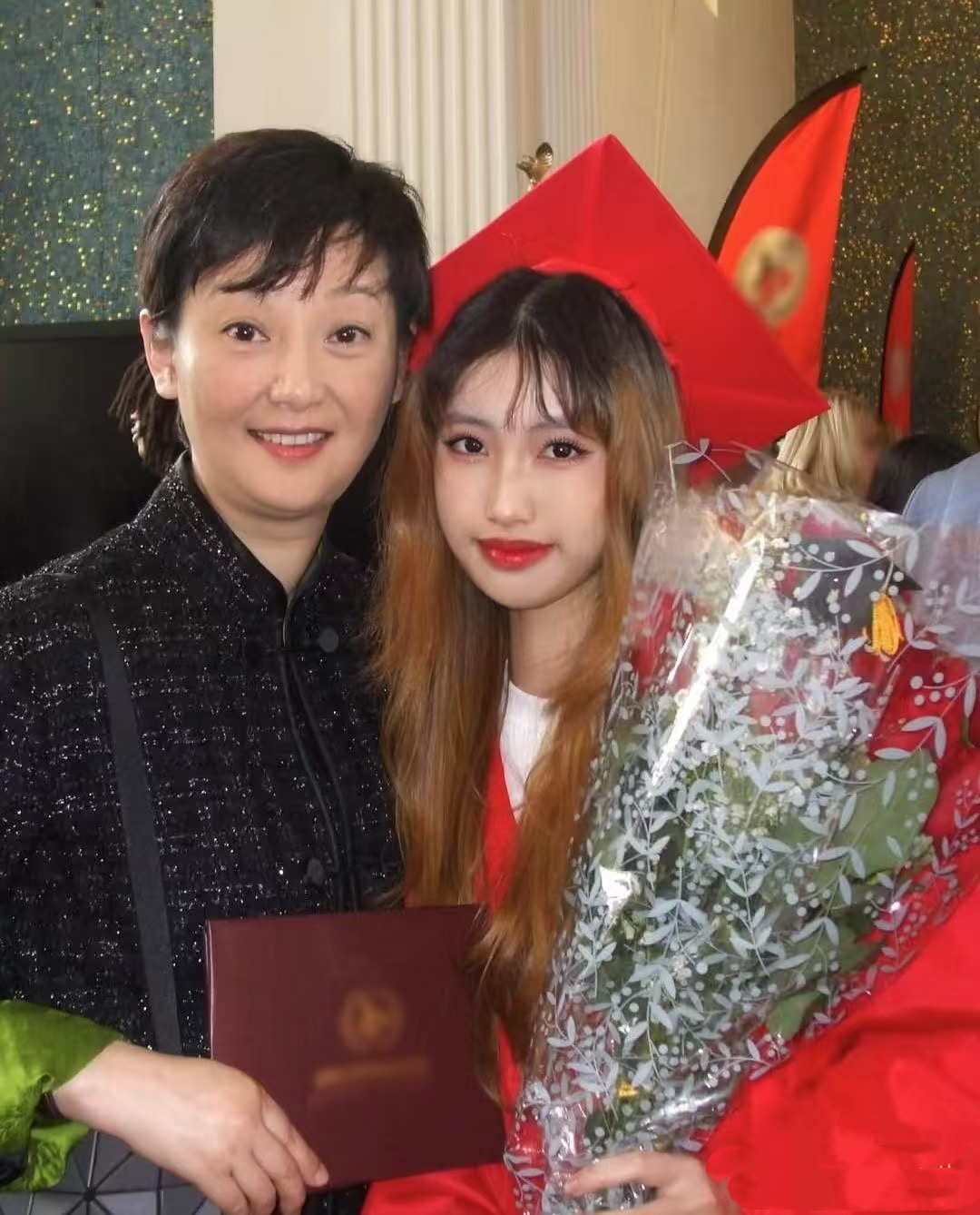 冯小刚感情_冯小刚与妻子_