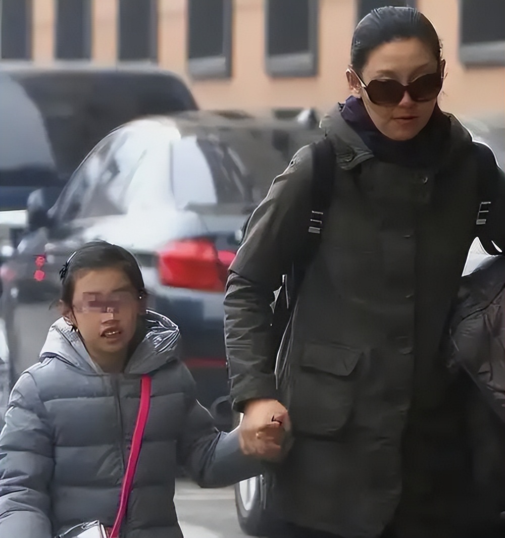 冯小刚与妻子__冯小刚感情