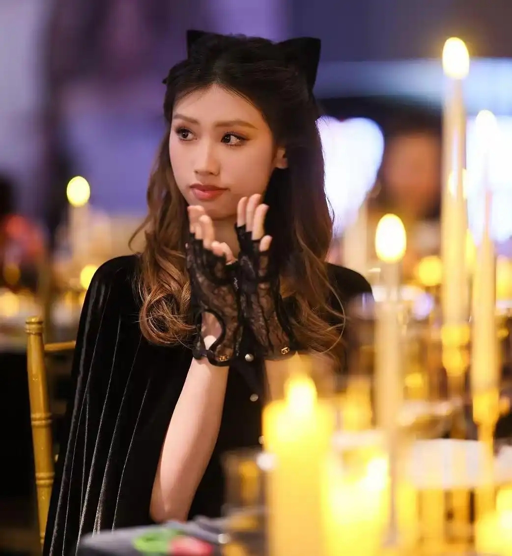 冯小刚感情_冯小刚与妻子_