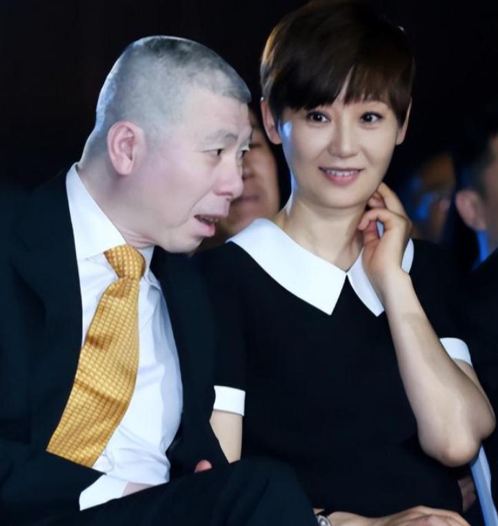 冯小刚与妻子__冯小刚感情