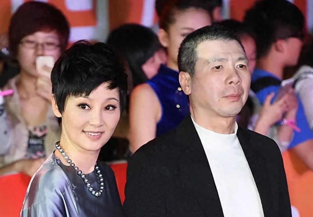 冯小刚与妻子__冯小刚感情