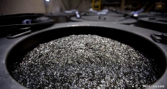 特朗普加税清单_比喻采取机密行动_