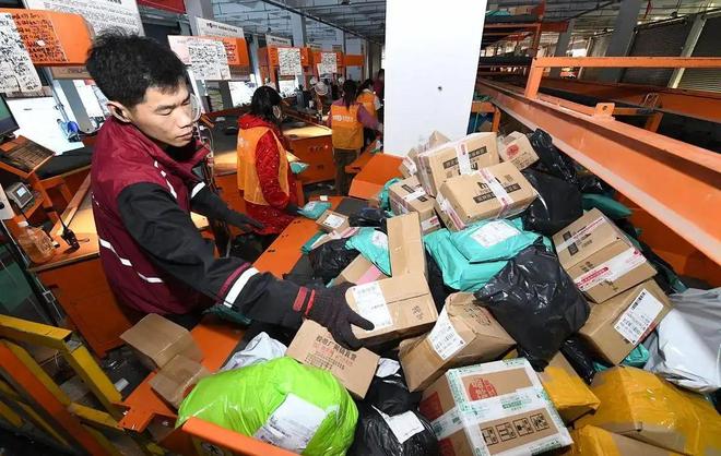 旗舰店与其他店价格不一样_网购的旗舰店和其他店的区别_