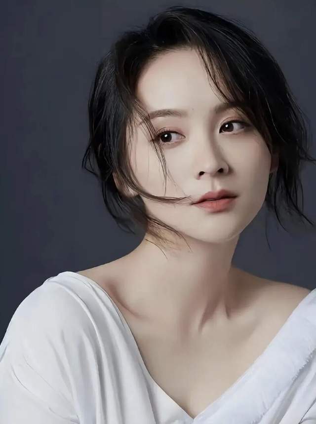 _40岁女演员直播谈与前夫官宣离婚：故意模糊表述，担心会伤害儿子_40岁女演员直播谈与前夫官宣离婚：故意模糊表述，担心会伤害儿子