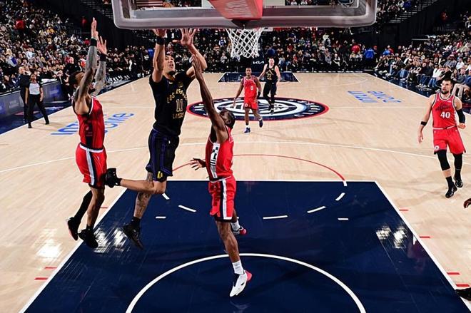 湖人替补阵容是什么水平_湖人替补_