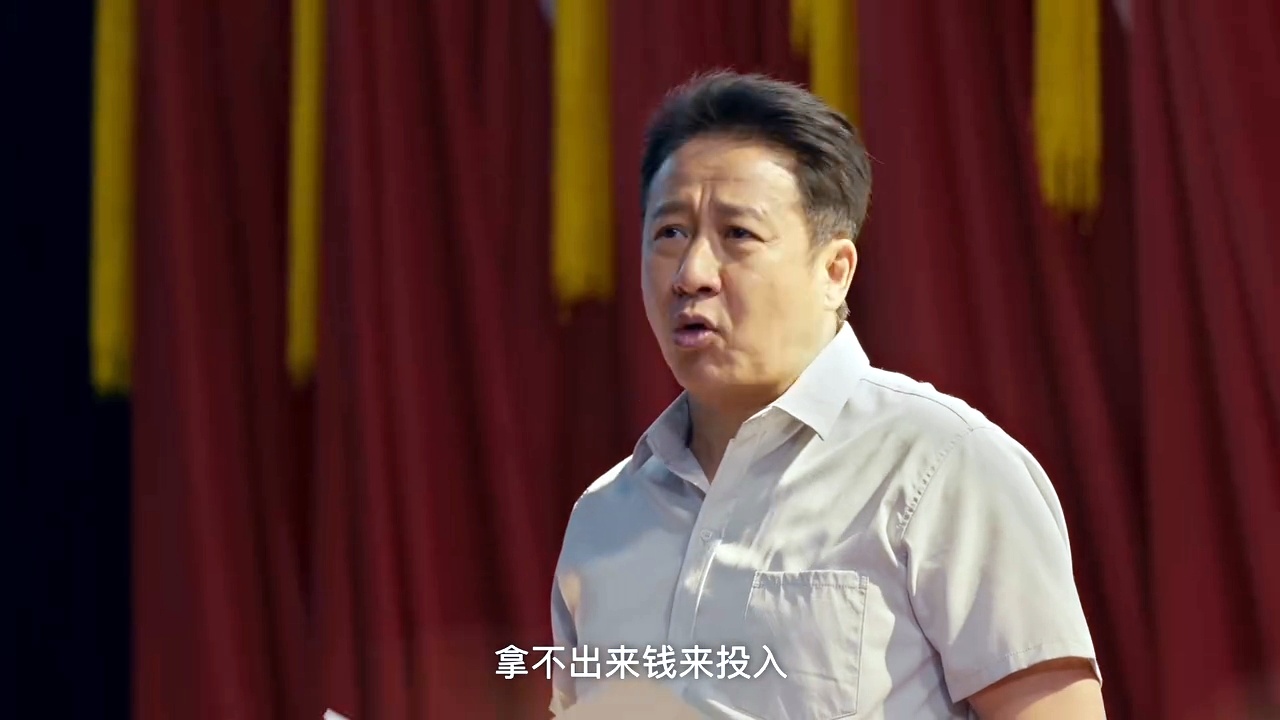 赵丽颖的大事件__赵丽颖跟小演员对戏