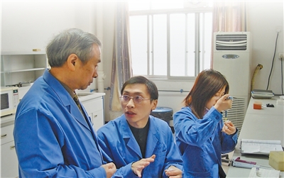 家蚕知识__家蚕基因国家重点实验室