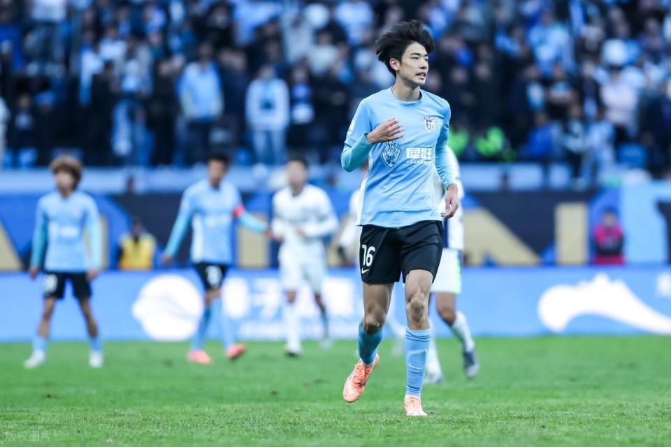 国足最强一战_国足新一轮大名单_