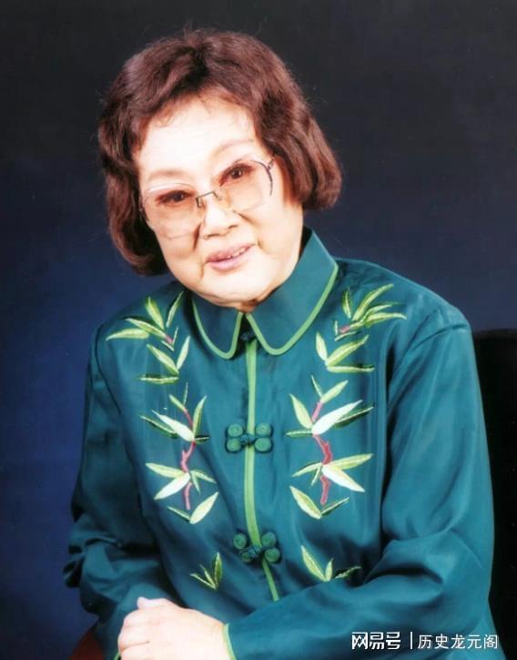 _陈毅之妻张茜探望婆婆，见到一女演员后大呼：原来你们关系这么好_陈毅之妻张茜探望婆婆，见到一女演员后大呼：原来你们关系这么好