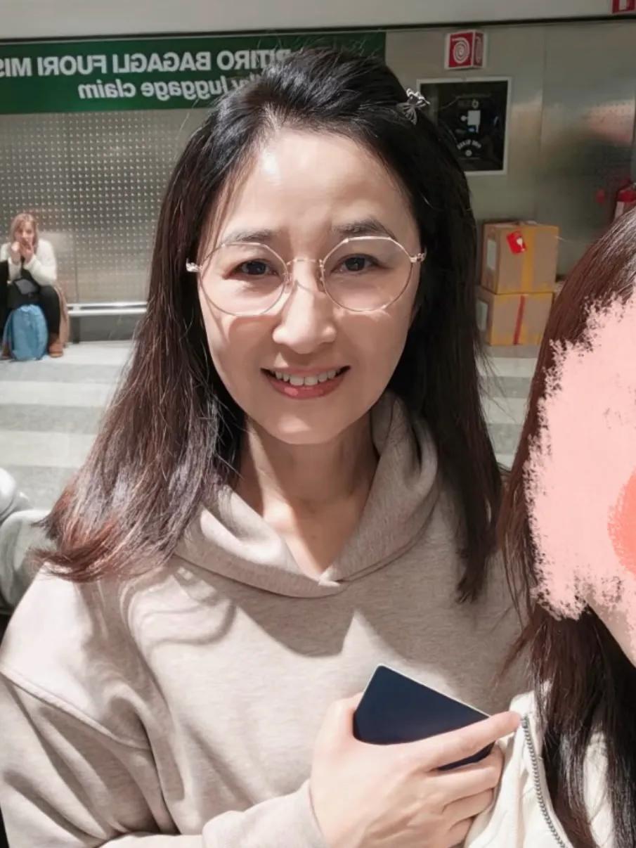 _甜蜜风情侣亲子装_形容恩爱很甜蜜的诗句