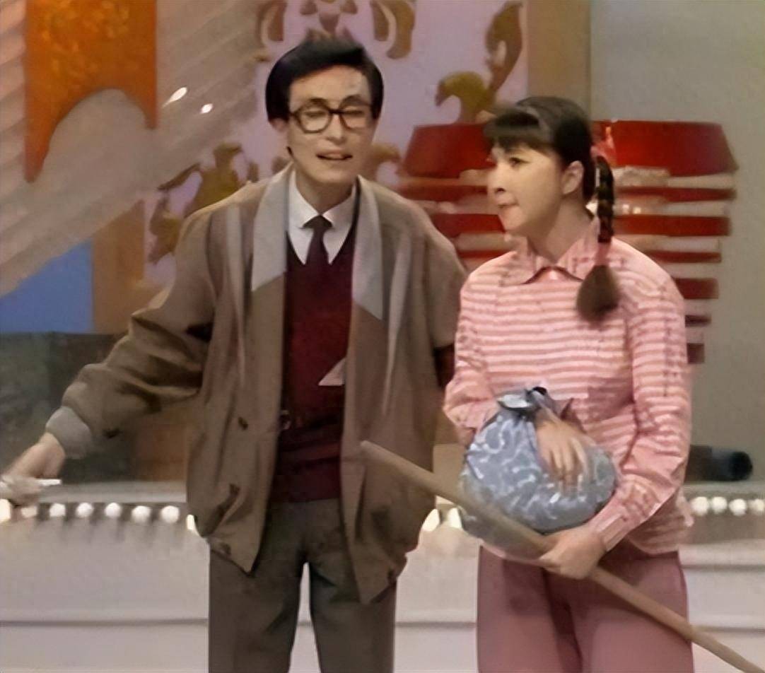 2021春晚蔡明潘长江节目单__今年春晚蔡明和潘长江