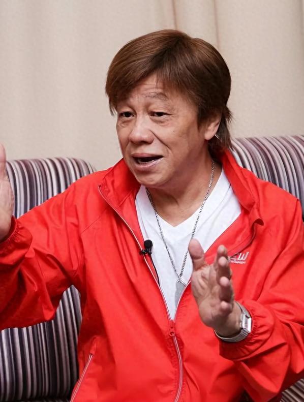 _梁小龙之后再无陈真！因爱国被封杀20年，发妻被泼硫酸毁容_梁小龙之后再无陈真！因爱国被封杀20年，发妻被泼硫酸毁容