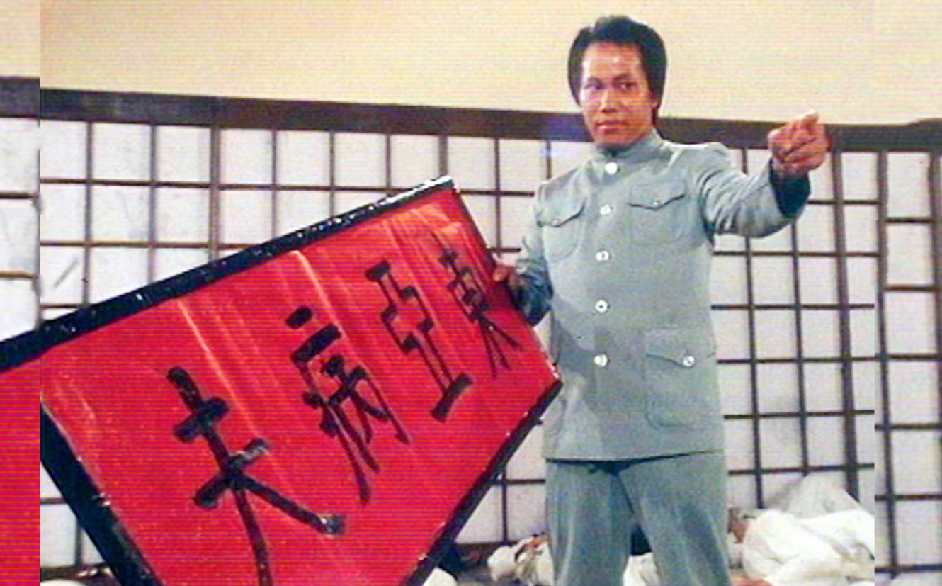 梁小龙之后再无陈真！因爱国被封杀20年，发妻被泼硫酸毁容__梁小龙之后再无陈真！因爱国被封杀20年，发妻被泼硫酸毁容