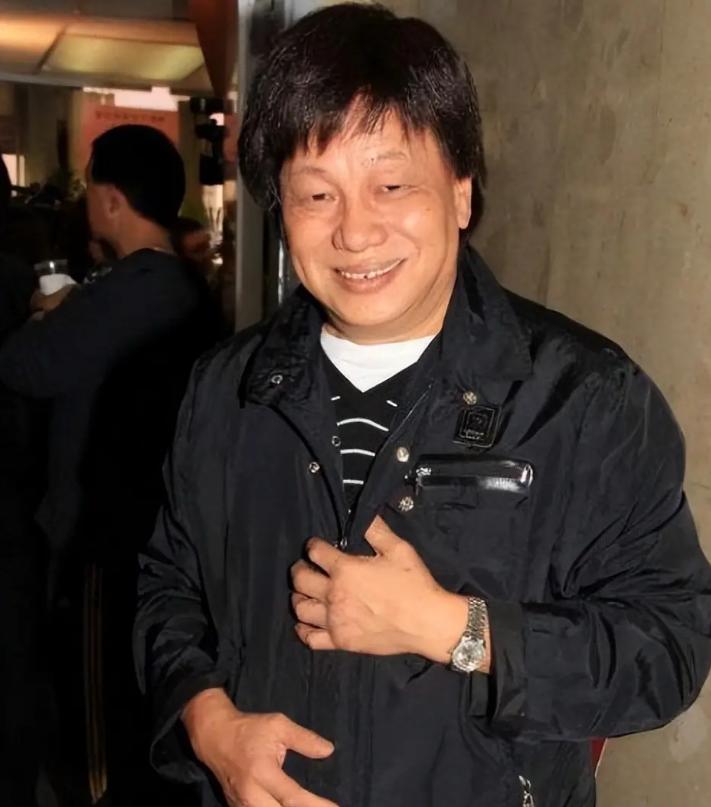 梁小龙之后再无陈真！因爱国被封杀20年，发妻被泼硫酸毁容__梁小龙之后再无陈真！因爱国被封杀20年，发妻被泼硫酸毁容