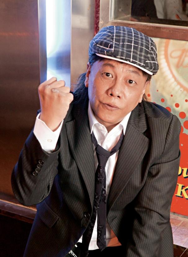 梁小龙之后再无陈真！因爱国被封杀20年，发妻被泼硫酸毁容__梁小龙之后再无陈真！因爱国被封杀20年，发妻被泼硫酸毁容