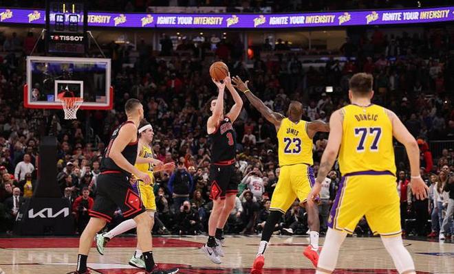 _nba湖人公牛_公牛湖人常规赛视频