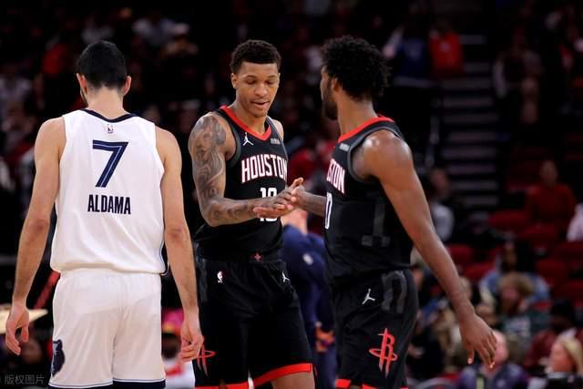 杜兰特官宣火箭做出重要决定_火箭队杜兰特_