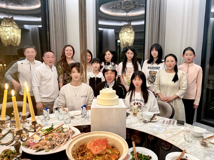 _林赛罗韩颜值巅峰_高颜值蛋糕