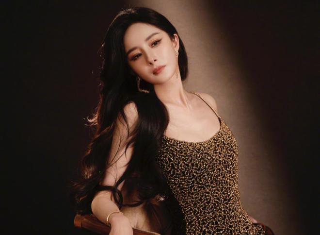 新评选的四大扛剧“女王”出现了,迪丽热巴竟没入选,竞争太激烈_新评选的四大扛剧“女王”出现了,迪丽热巴竟没入选,竞争太激烈_