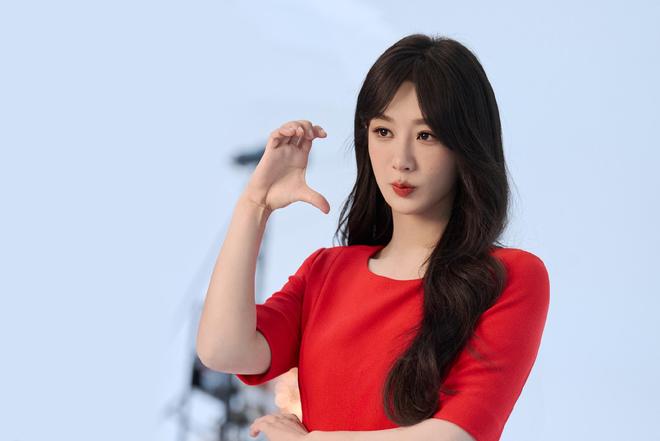 新评选的四大扛剧“女王”出现了,迪丽热巴竟没入选,竞争太激烈__新评选的四大扛剧“女王”出现了,迪丽热巴竟没入选,竞争太激烈