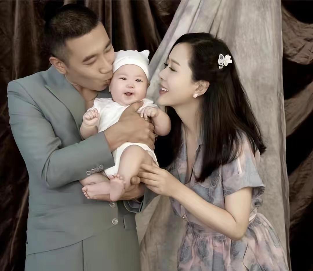 _夜蒲之奶爸帅帅妈是谁_齐长发发型图片