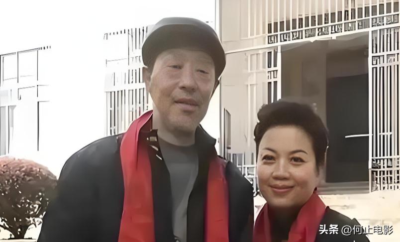 结婚时的热闹场面_婚礼热热闹闹_