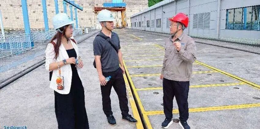 人保香港理赔部与国际部对老挝南欧江水电站项目进行风险查勘,创新“出海无忧”保险服务模式覆盖超73个国家