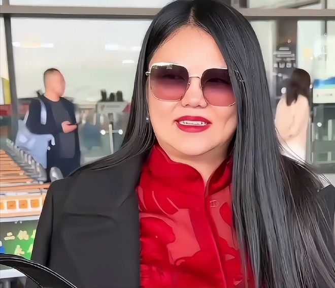 李湘王诗龄被曝已经跑路，妄图用外籍身份扯保护旗，逃脱法律制裁_李湘王诗龄被曝已经跑路，妄图用外籍身份扯保护旗，逃脱法律制裁_