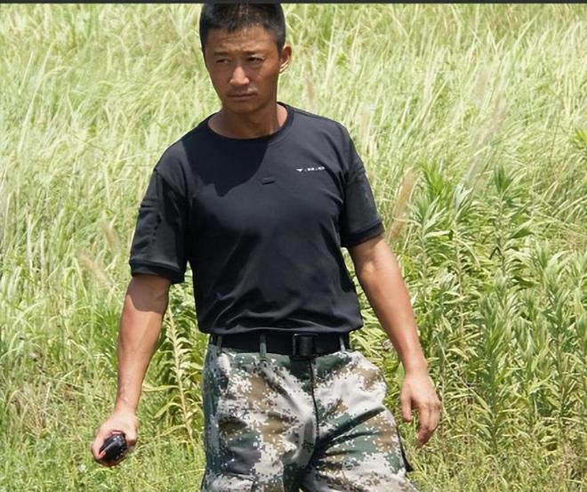 _成龙李连杰同台演出_成龙李连杰甄子丹合作电影