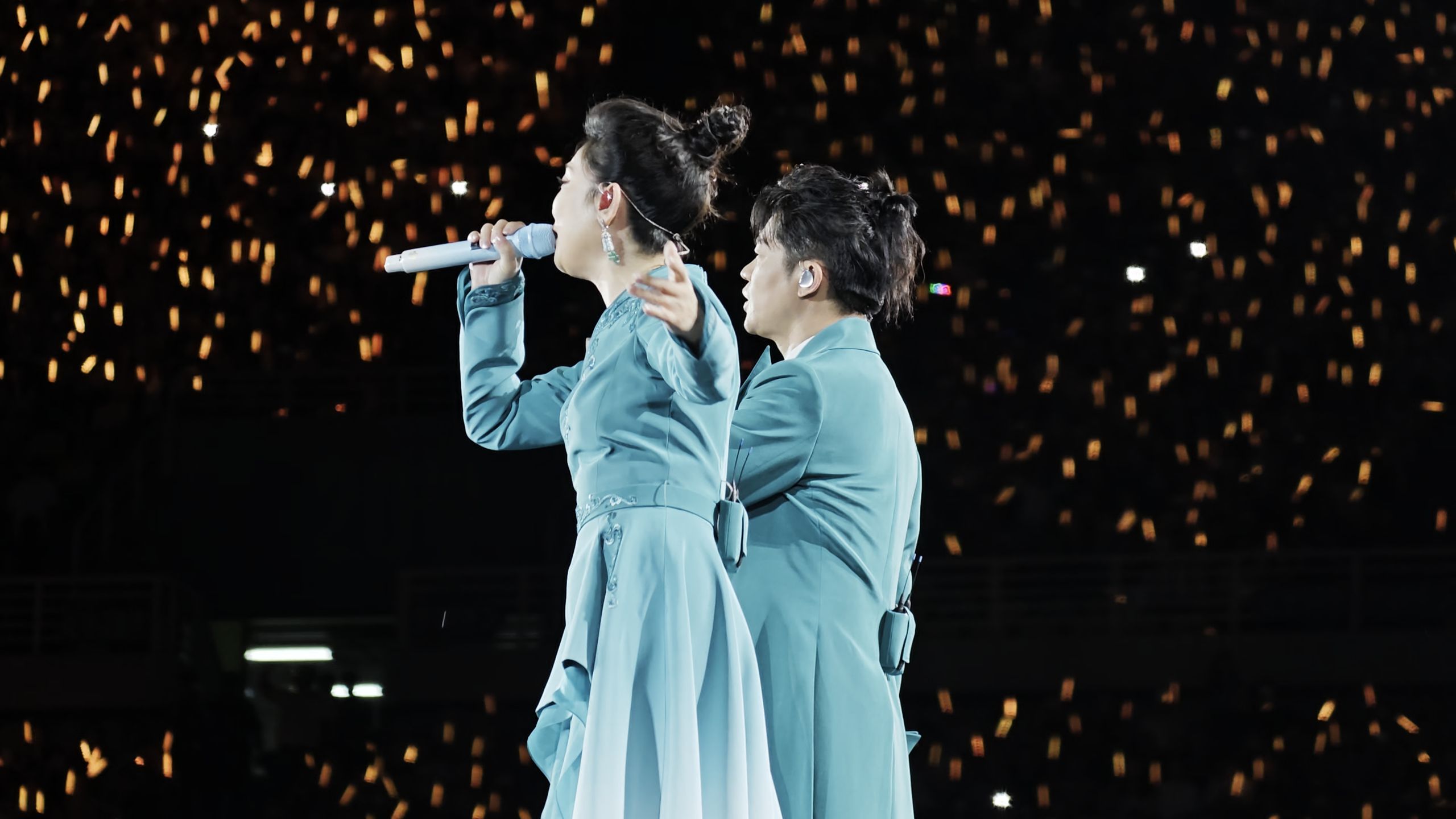 _曾毅被"封杀"7个月后,凤凰传奇再度复出,玲花找的靠山没人敢动_曾毅被"封杀"7个月后,凤凰传奇再度复出,玲花找的靠山没人敢动