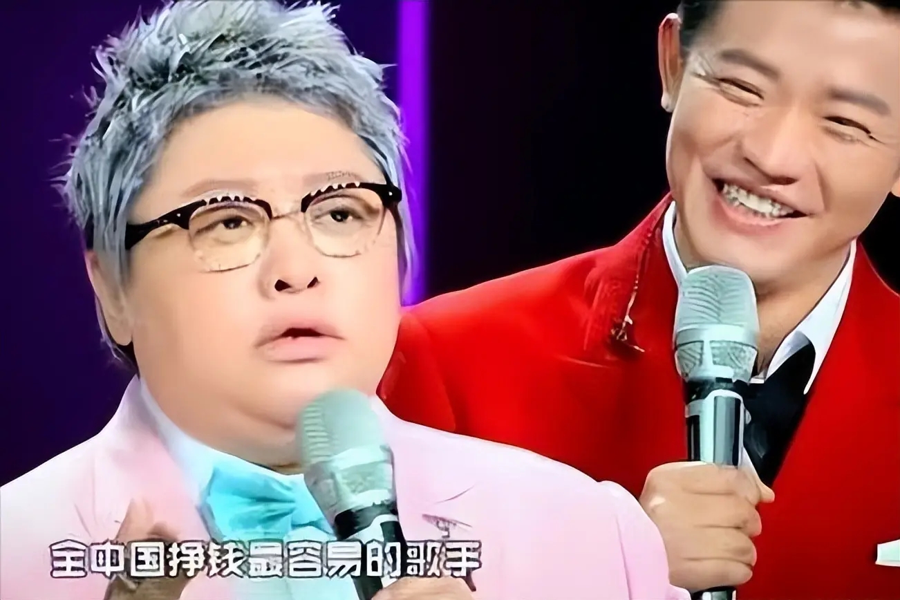 _曾毅被"封杀"7个月后,凤凰传奇再度复出,玲花找的靠山没人敢动_曾毅被"封杀"7个月后,凤凰传奇再度复出,玲花找的靠山没人敢动