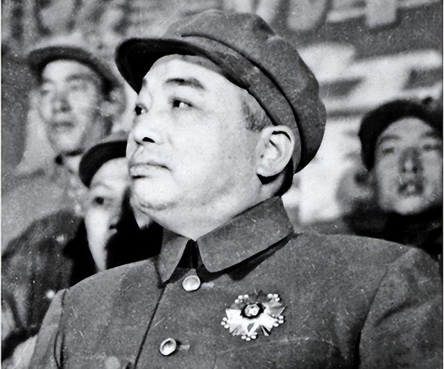 1959年，中央同志找陈赓谈话，提出让他退居二线的要求，陈赓当即直言：这不是开玩笑吗？__1959年，中央同志找陈赓谈话，提出让他退居二线的要求，陈赓当即直言：这不是开玩笑吗？