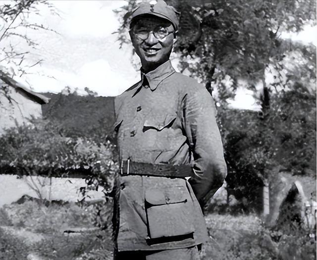 1959年，中央同志找陈赓谈话，提出让他退居二线的要求，陈赓当即直言：这不是开玩笑吗？__1959年，中央同志找陈赓谈话，提出让他退居二线的要求，陈赓当即直言：这不是开玩笑吗？