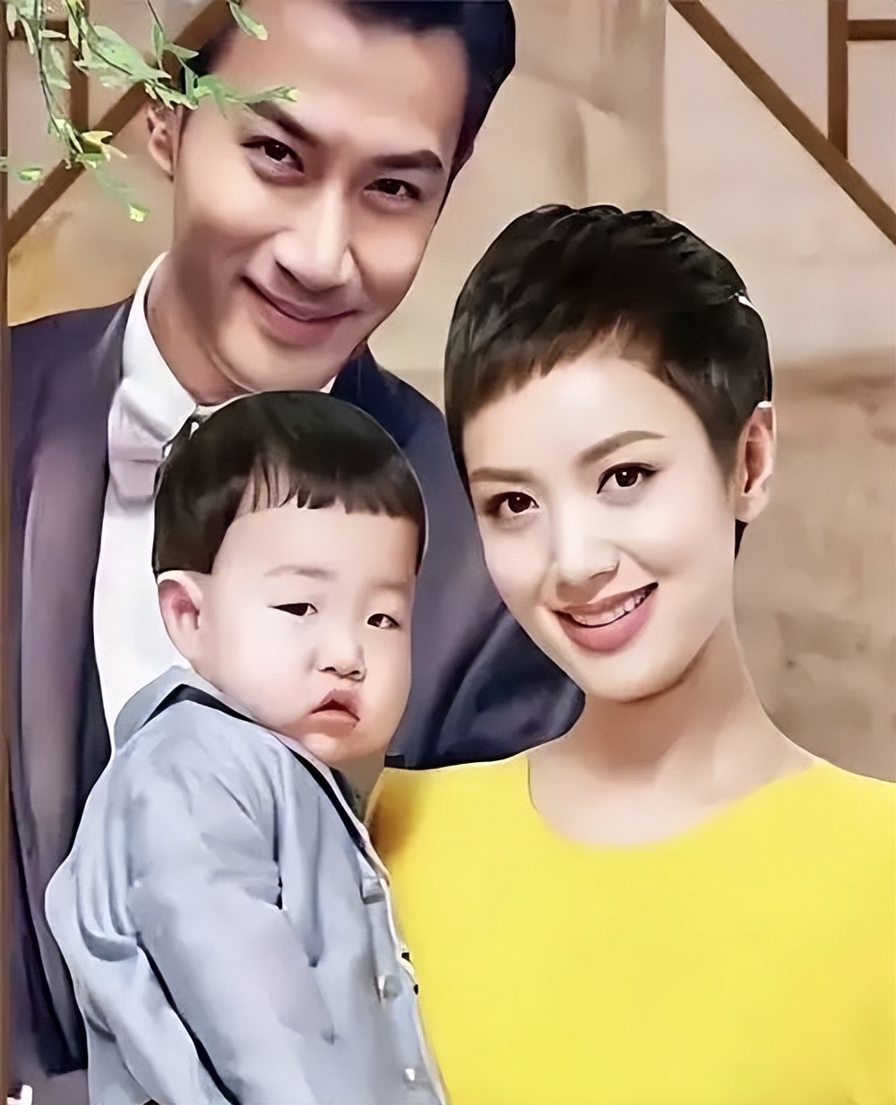 杨幂回应刘恺威__杨幂承认耽误刘恺威