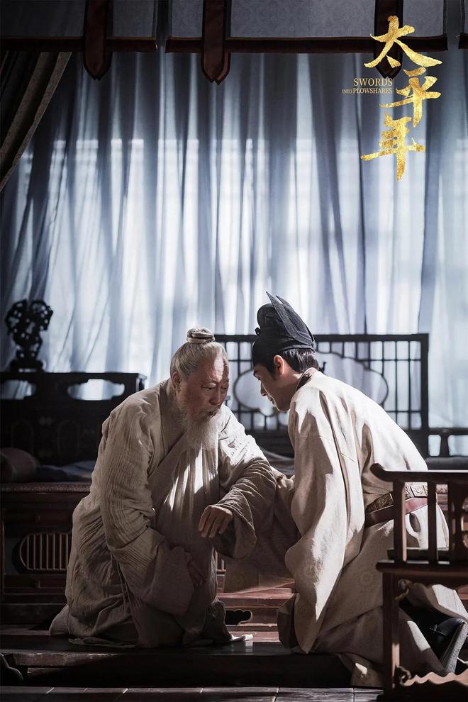 精灵族人遭追杀是什么电影__梦见被人追杀反杀对方