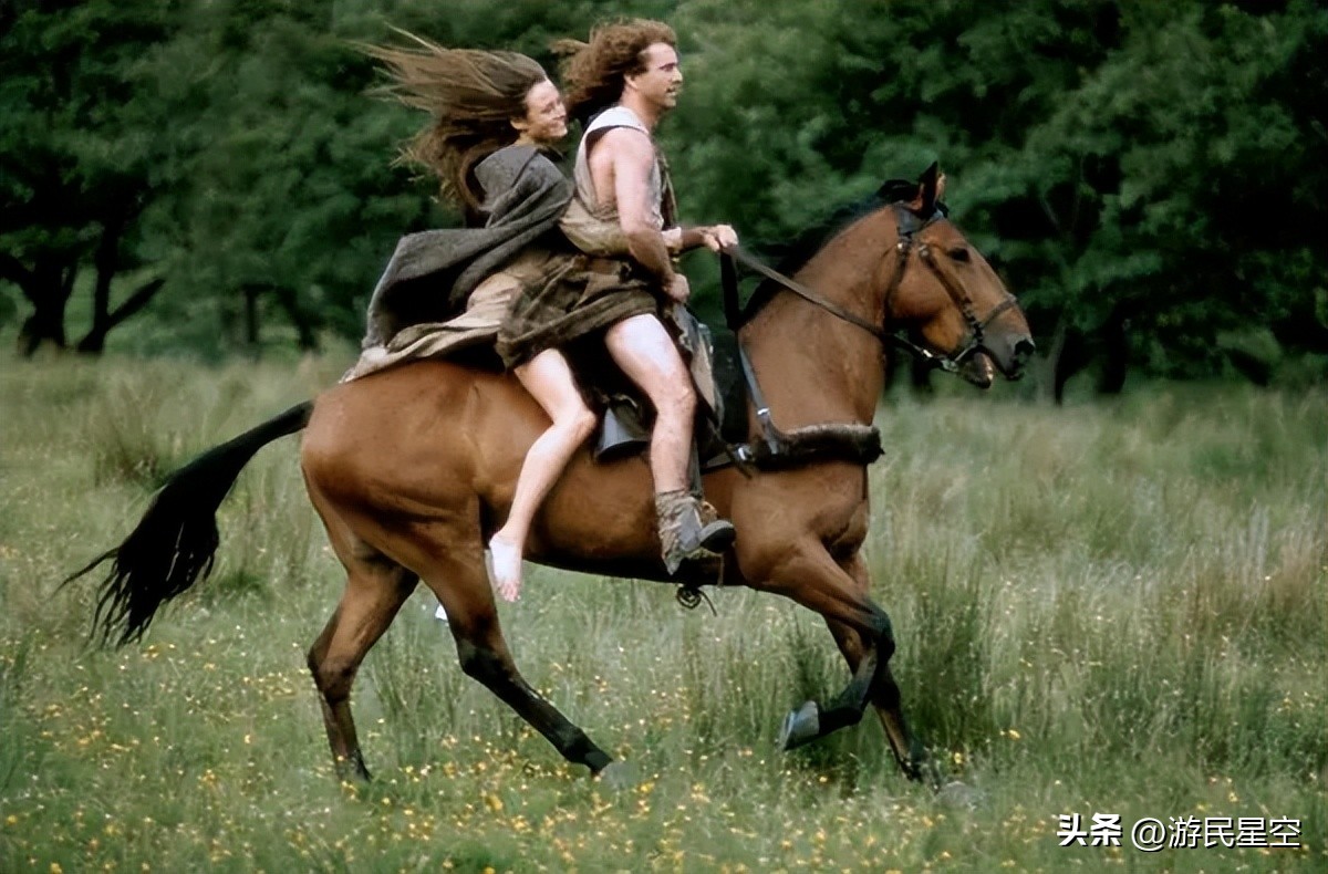 被当街凌辱、火烧、活剖、分尸的男人，唤醒了一个民族的血性__被当街凌辱、火烧、活剖、分尸的男人，唤醒了一个民族的血性