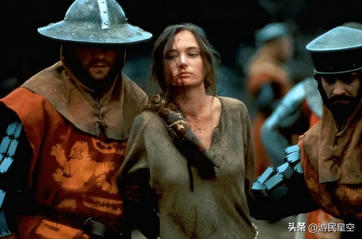 被当街凌辱、火烧、活剖、分尸的男人，唤醒了一个民族的血性__被当街凌辱、火烧、活剖、分尸的男人，唤醒了一个民族的血性