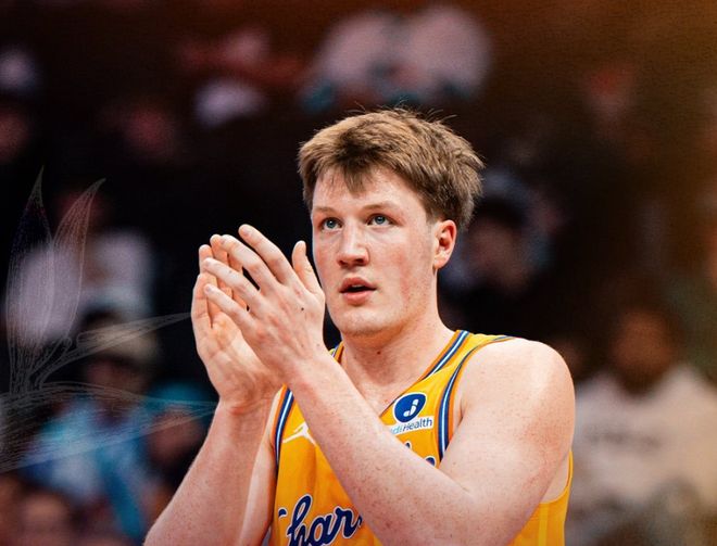 文班16+8不敌二轮秀,鲍尔准三双榜眼26分,黄蜂力克马刺6连胜_文班16+8不敌二轮秀,鲍尔准三双榜眼26分,黄蜂力克马刺6连胜_