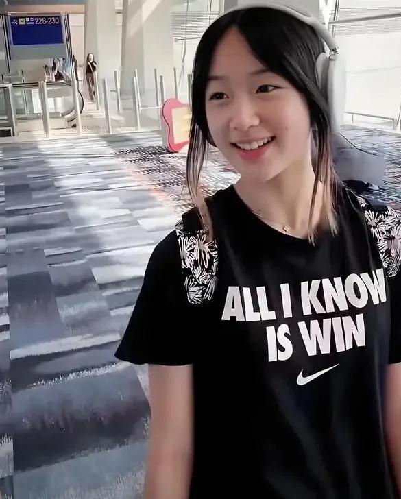 _吴尊女儿发育太猛!身材凹凸曼妙惹人羡慕,如今已成父亲的骄傲_吴尊女儿发育太猛!身材凹凸曼妙惹人羡慕,如今已成父亲的骄傲