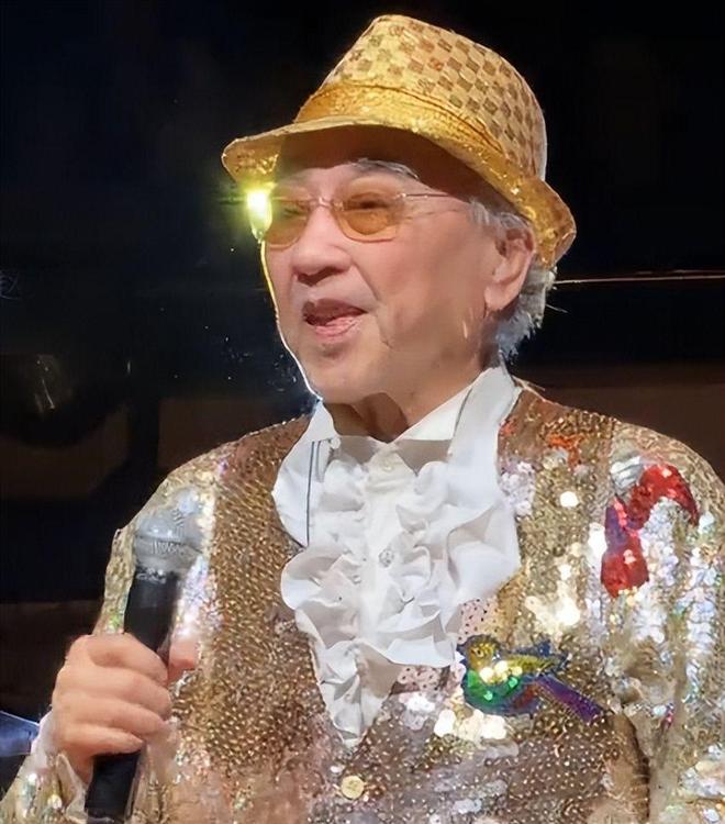 _周润发打扮_周润发衣服