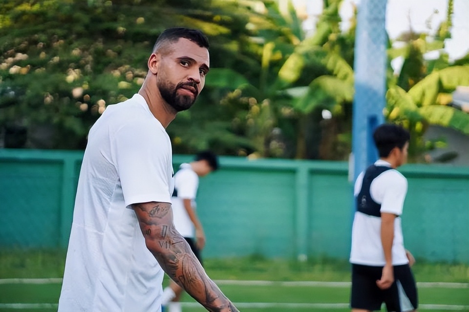 在中超踢过球的巴西球员__中超巴西队