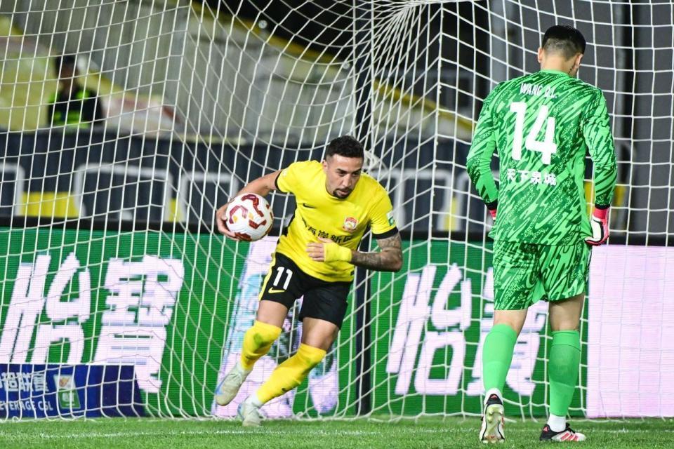 喜讯！郑智刚上任，就为西海岸敲定两笔重磅签约，冲击亚冠稳了？_喜讯！郑智刚上任，就为西海岸敲定两笔重磅签约，冲击亚冠稳了？_