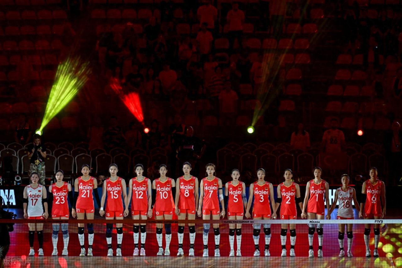 女排联赛巴西对意大利_2021女排巴西对意大利_