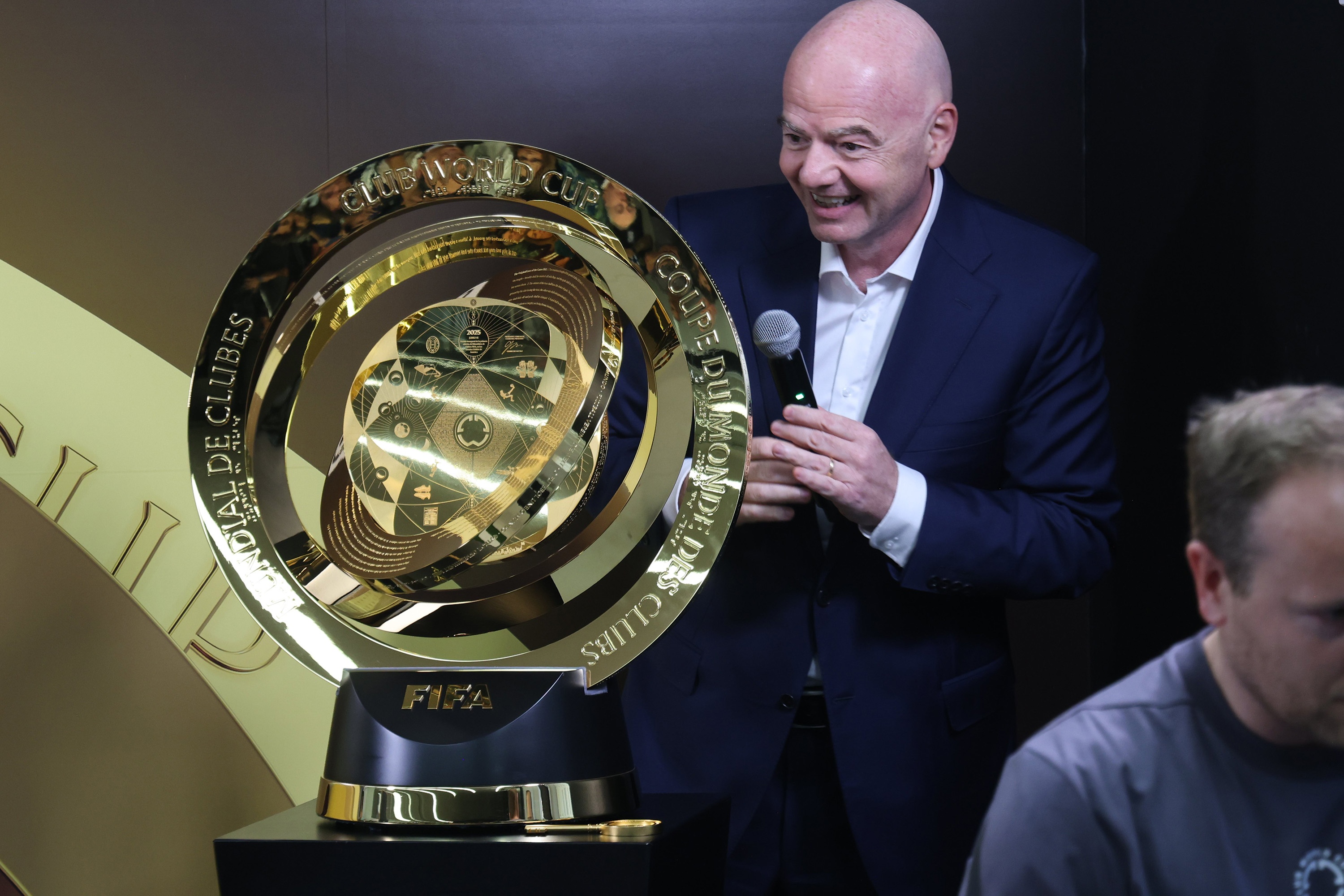 早报：五大联赛冬窗正式关闭！你的主队买人了吗？_早报：五大联赛冬窗正式关闭！你的主队买人了吗？_