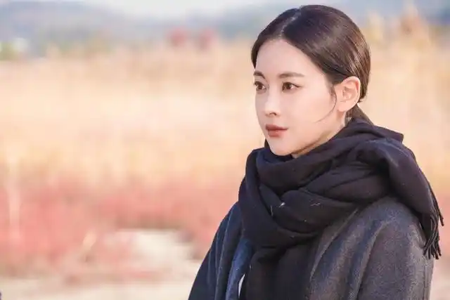 _人到中年异性关系再好_异性中年人之间有真爱吗