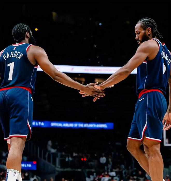 17胜4负！联盟第一！逆天改命与全联盟为敌，总冠军又有悬念了_17胜4负！联盟第一！逆天改命与全联盟为敌，总冠军又有悬念了_