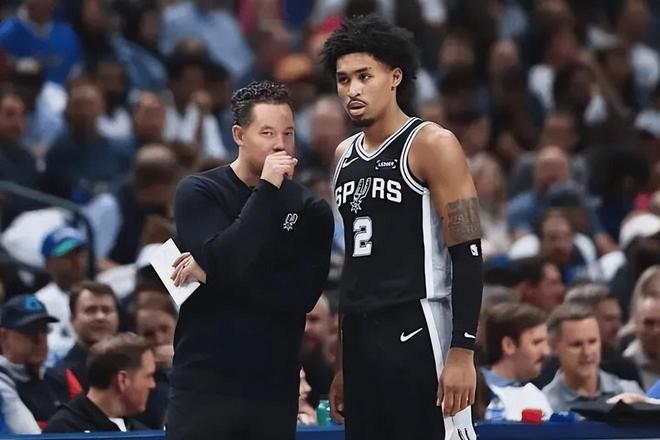 _场均仅10+3+3,枯坐板凳席的他是水货榜眼?别着急!好戏还在后头_场均仅10+3+3,枯坐板凳席的他是水货榜眼?别着急!好戏还在后头